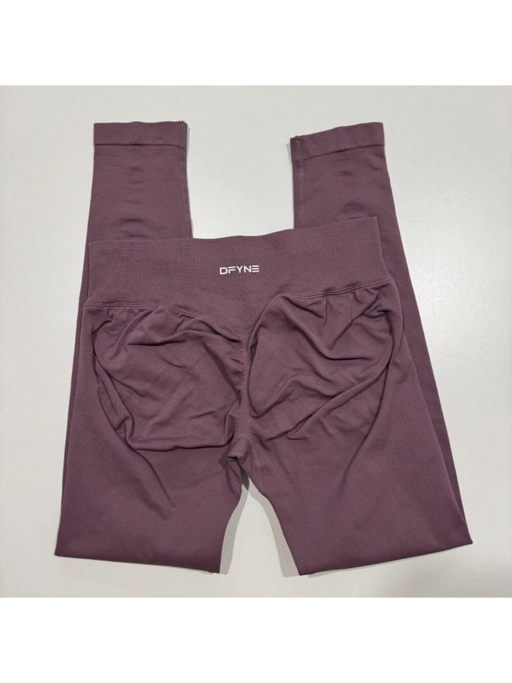 DFYNE Impact Leggings Size M Eggplant Plum